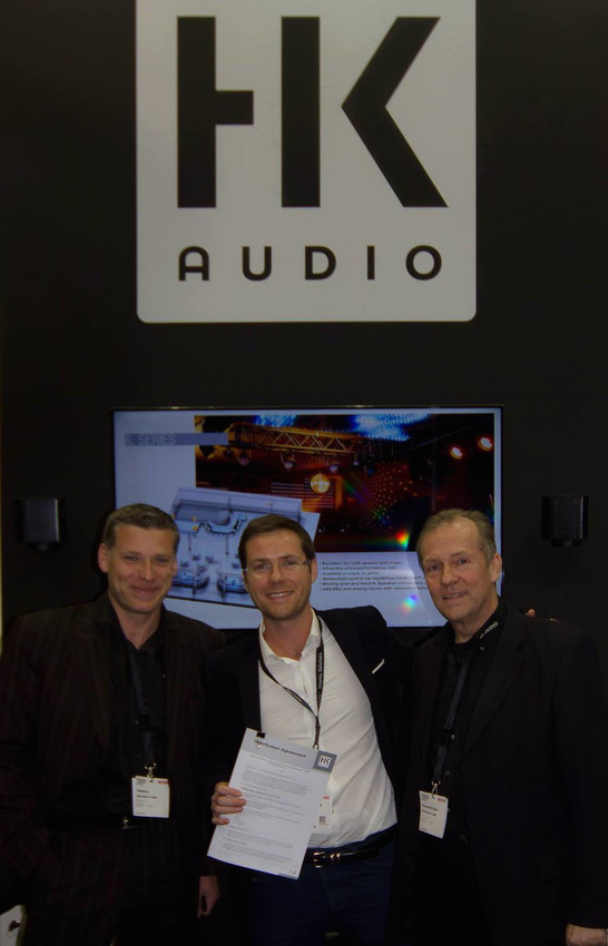 (v.l.n.r.) Francois Lay (HK Audio), Benjamin Garnier (Algam China) und HK Audio Geschäftsführer Hans Stamer freuen sich auf die Zusammenarbeit.